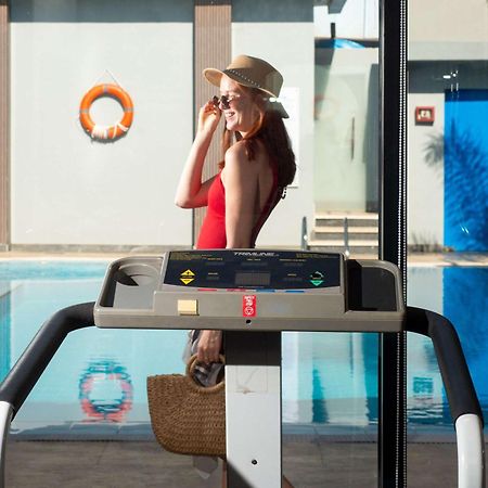 Novotel Cairo El Borg Giza Bagian luar foto