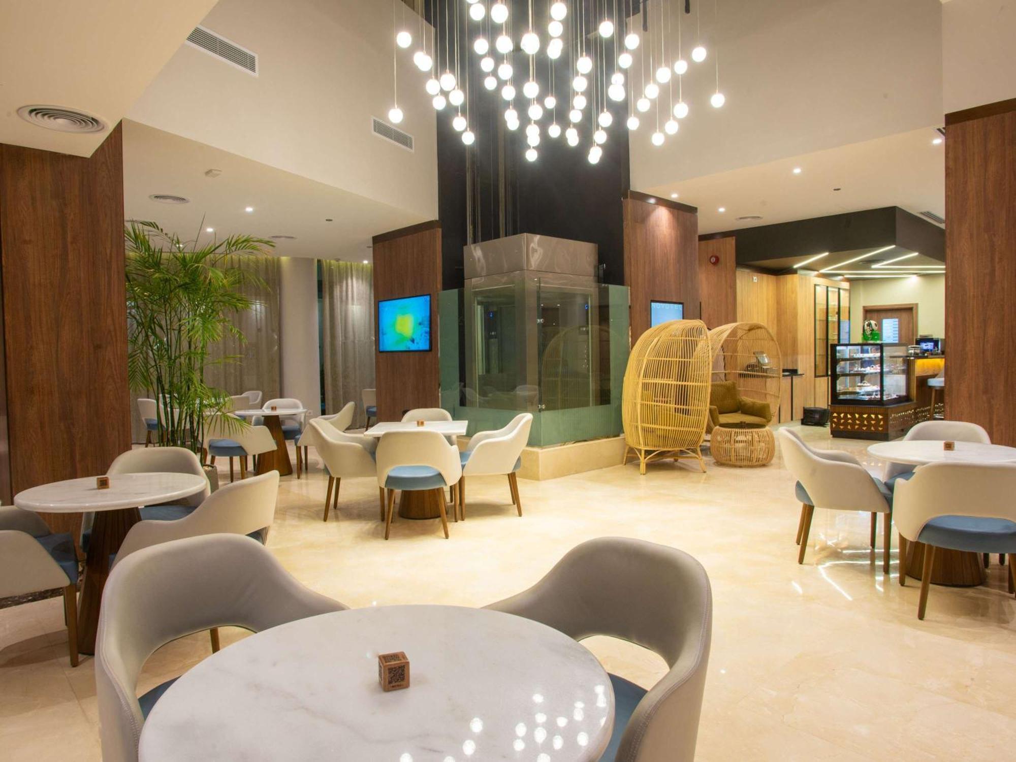 Novotel Cairo El Borg Giza Bagian luar foto