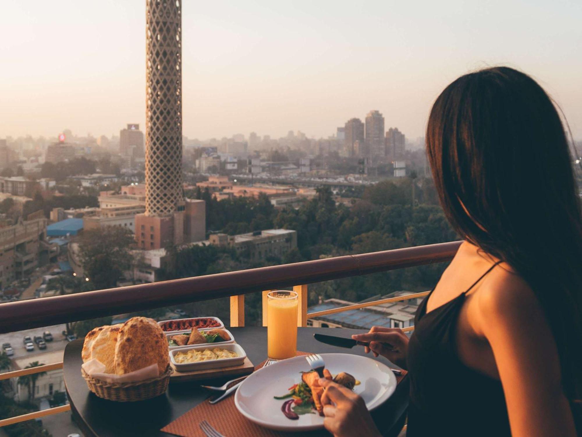 Novotel Cairo El Borg Giza Bagian luar foto